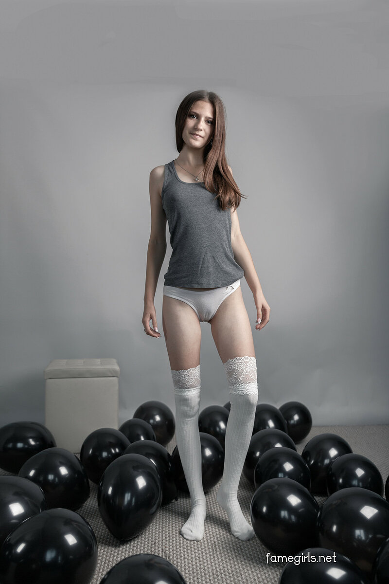 Света, 28
