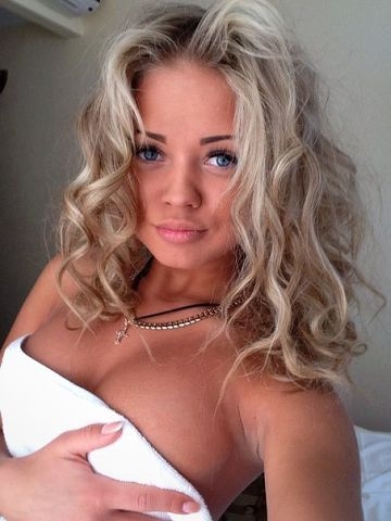 Аринка, 21